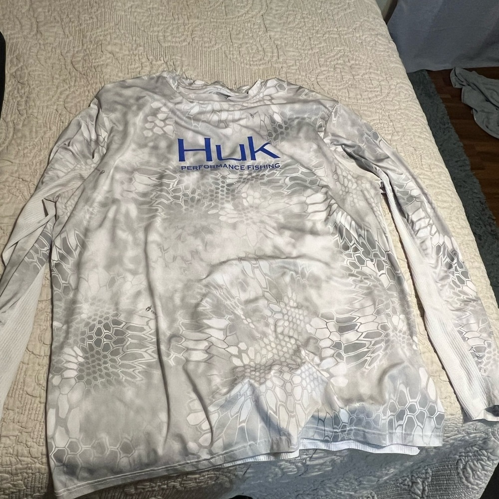 Huk performance fishing shirt long sleeve